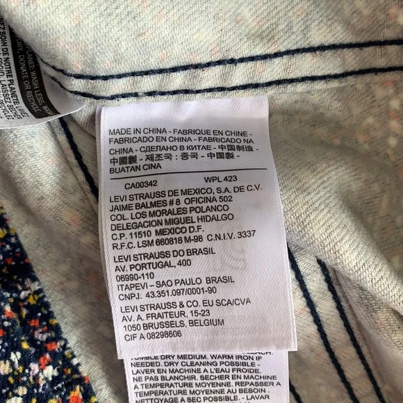 LEVI’S | Speckle print button up vest - Picture 7 of 9